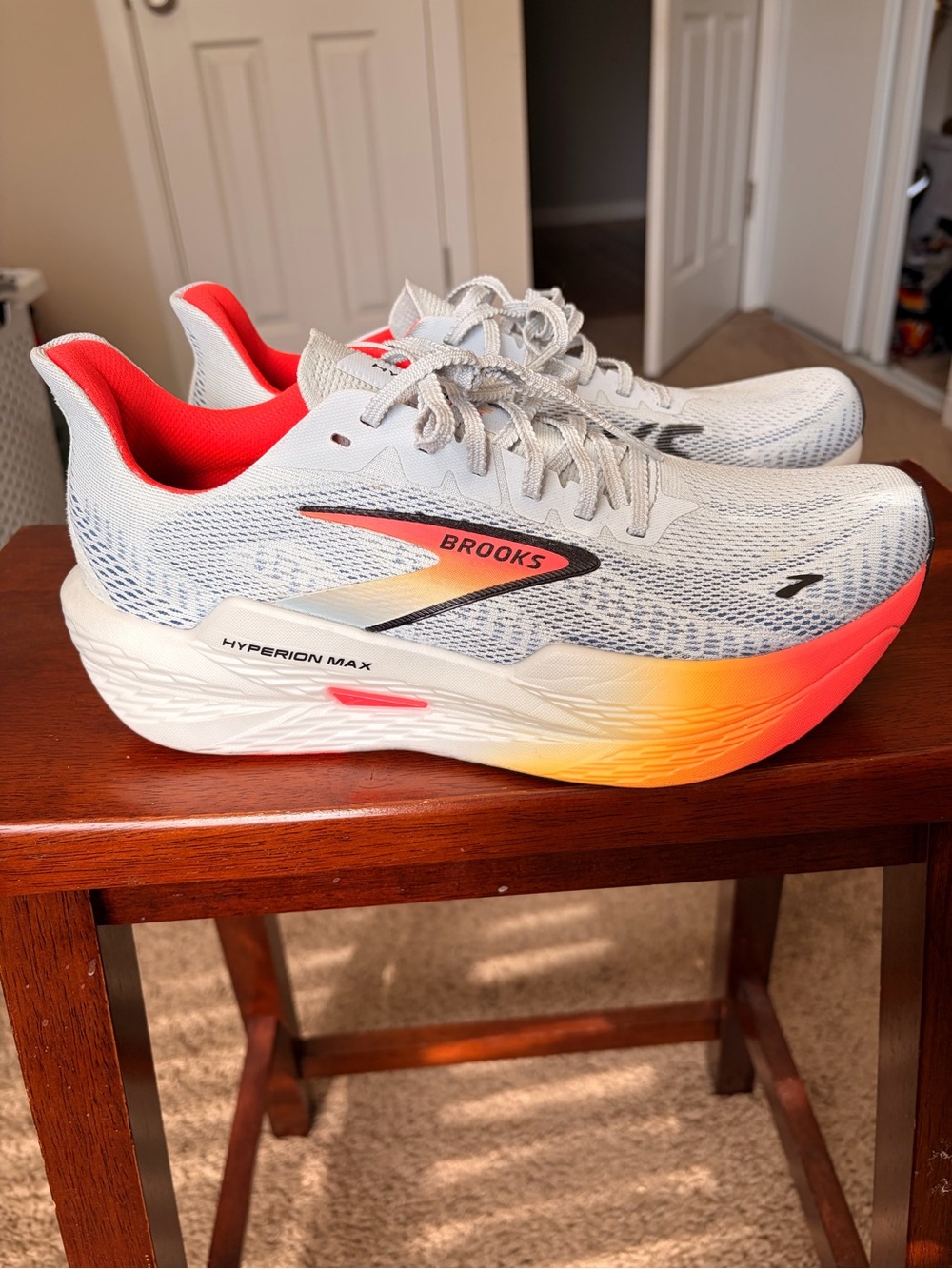 Brooks Hyperion Max 2 Neutral women’s running shoes